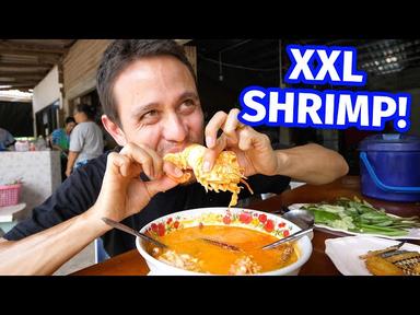 Giant SHRIMP BUTTER TOM YUM!! 🌶️  Spicy Thai Food in Phatthalung, Thailand! cover